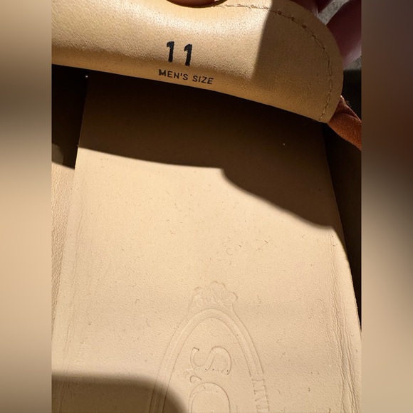 Men’s Tods loafers - Picture 2 of 3